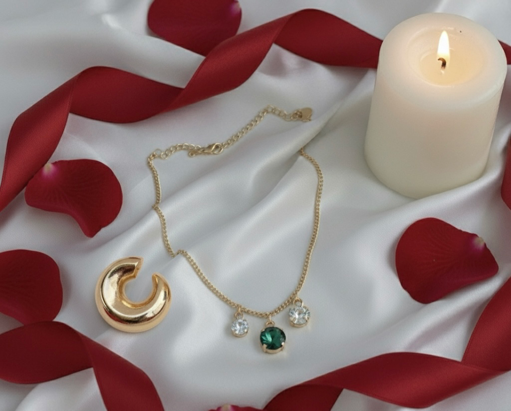 Luxury Gold Set (Set of 2): Emerald Charm Necklace and Bold Chunky Half-Hoop Earrings