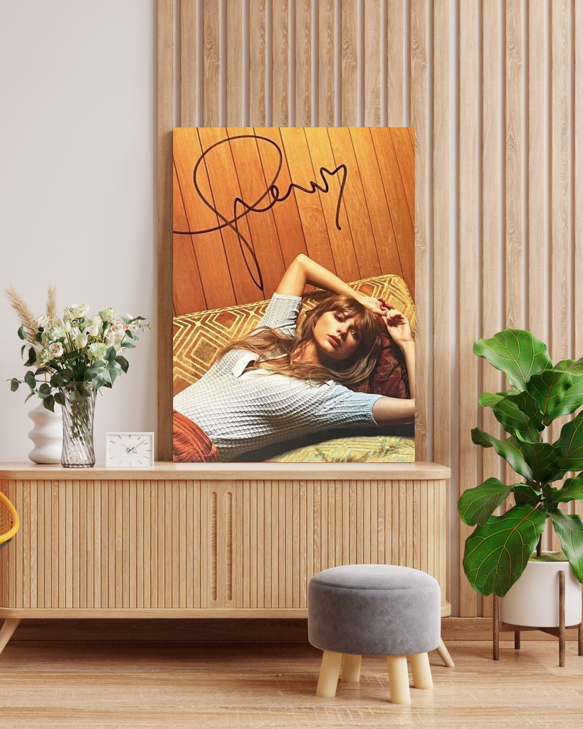 Taylor Swift Signature Canvas Wall Art in Wooden Frame | Pop Star Autograph Print | Music Fan Bedroom Decor 