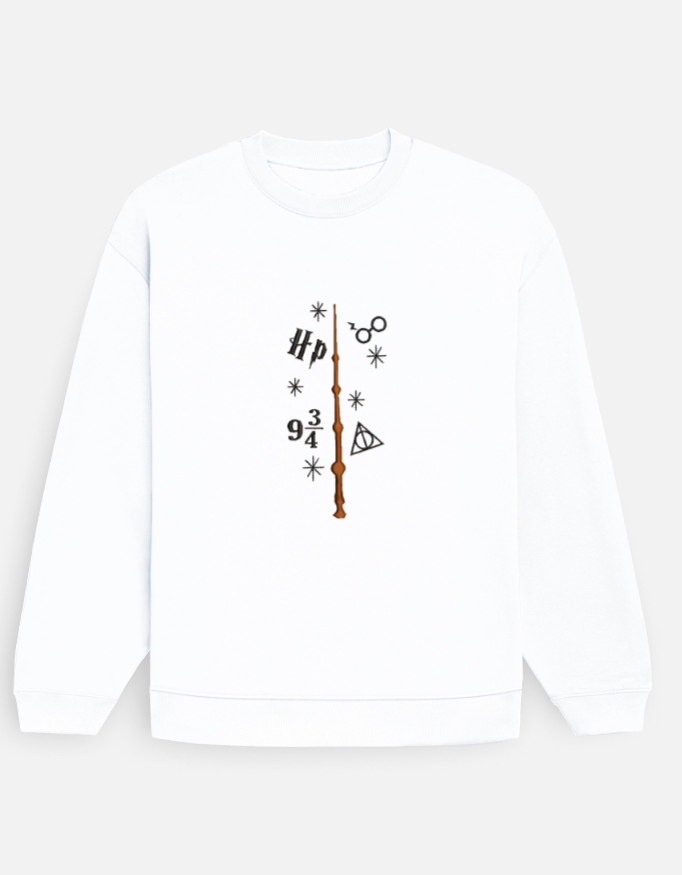 "Iconic Wand & 9¾ Unisex Oversized Sweatshirt - Harry Potter Fan Wear"